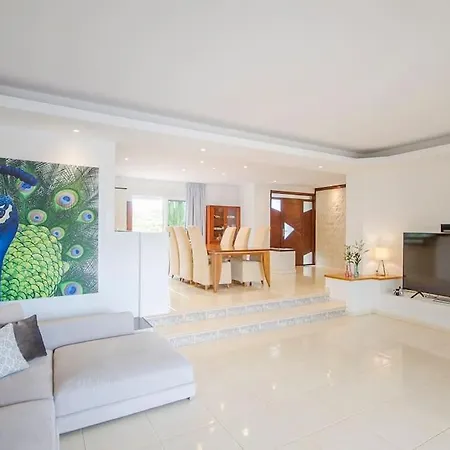 Luxe With Private Pool, Jacuzzi And Spectacular Views Villa