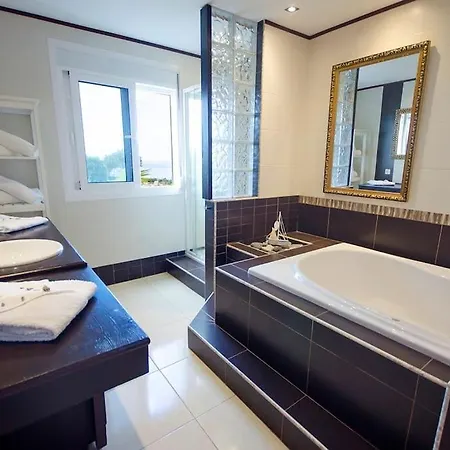 Villa Luxe With Private Pool, Jacuzzi And Spectacular Views *