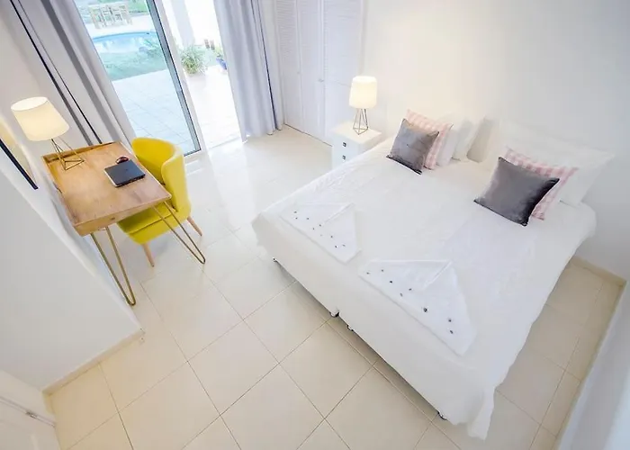 Luxe With Private Pool, Jacuzzi And Spectacular Views